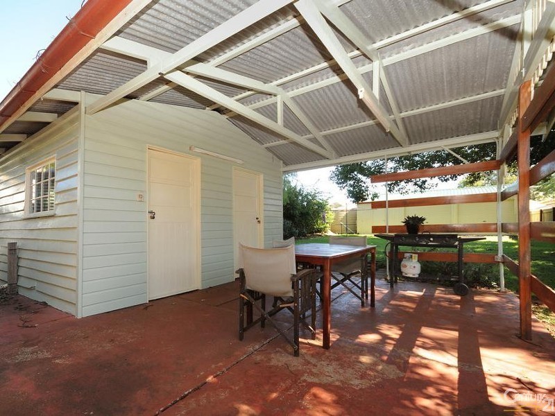 3 Victor Street, East Toowoomba QLD 4350