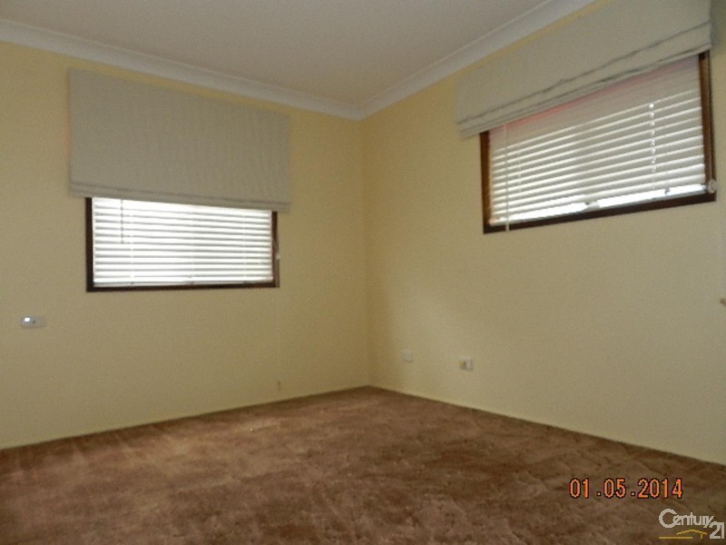 2/6 Begonia Court, Centenary Heights QLD 4350