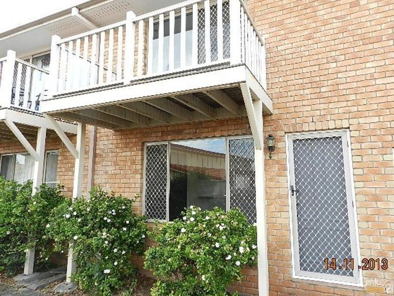 3/226 Herries Street, Newtown QLD 4350