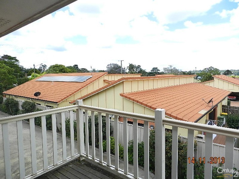 3/226 Herries Street, Newtown QLD 4350