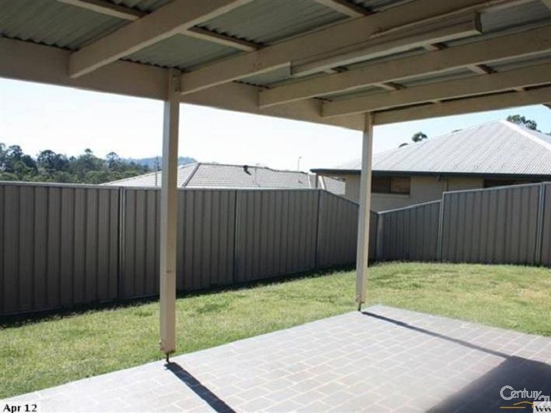 1/33 Willowburn Drive, Rockville QLD 4350