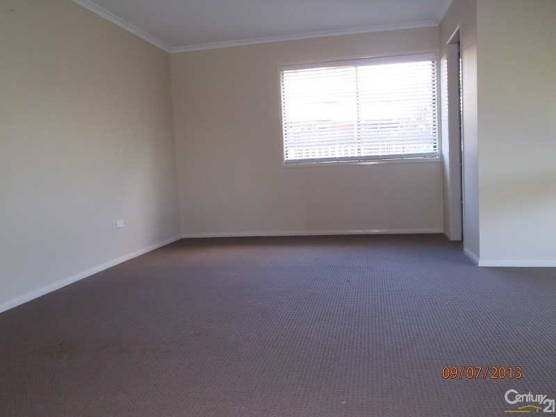 15 Gibson Street, Wilsonton QLD 4350