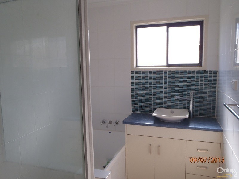 15 Gibson Street, Wilsonton QLD 4350