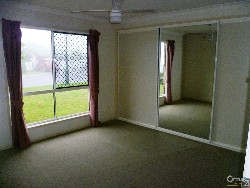 6 Batch Court, Harristown QLD 4350