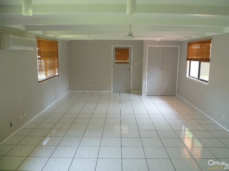 18 Wine Drive, Wilsonton Heights QLD 4350