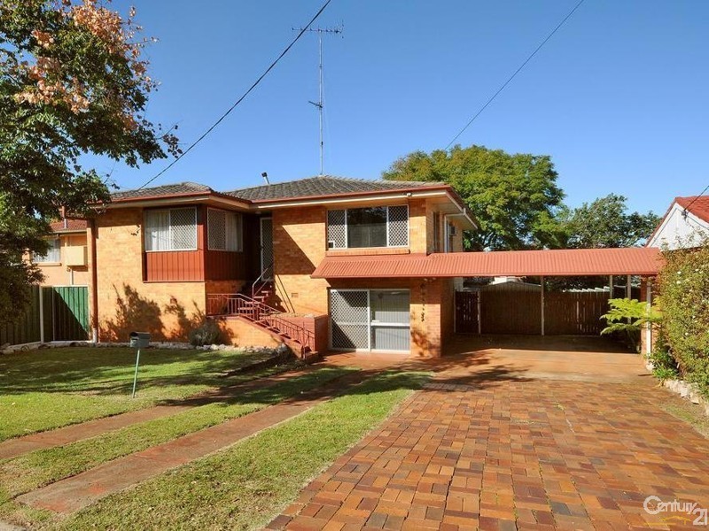 22 Cleary Street, Centenary Heights QLD 4350