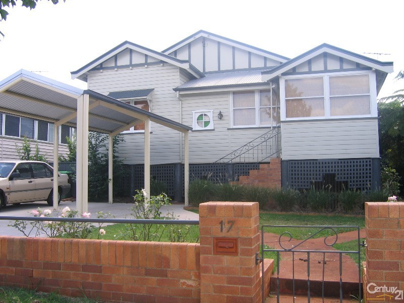 17 Vacy Street, South Toowoomba QLD 4350
