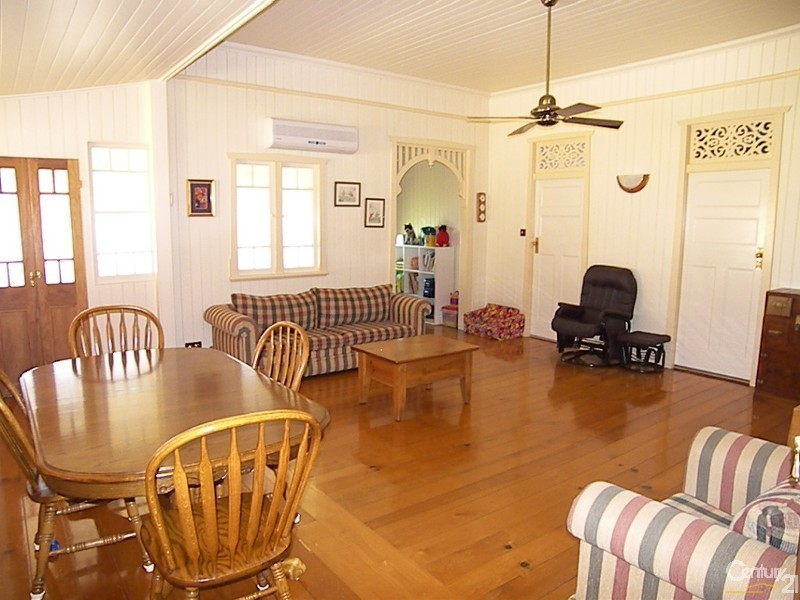 17 Vacy Street, South Toowoomba QLD 4350