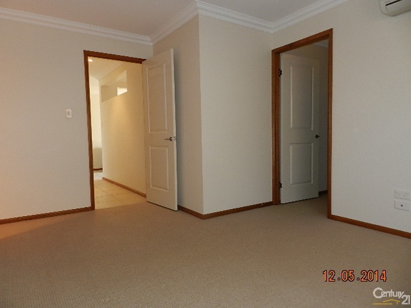 375 Mackenzie Street, Middle Ridge QLD 4350