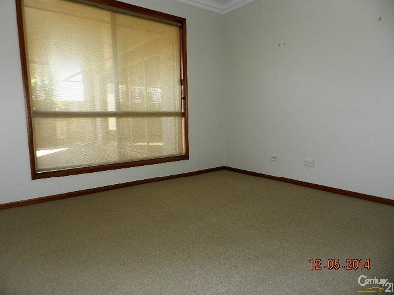375 Mackenzie Street, Middle Ridge QLD 4350