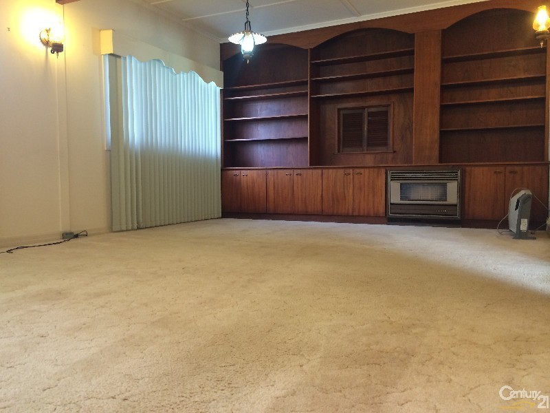 32 Joyce Street, South Toowoomba QLD 4350