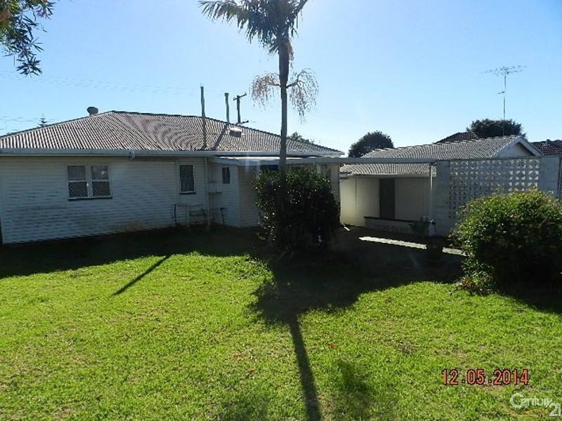32 Joyce Street, South Toowoomba QLD 4350
