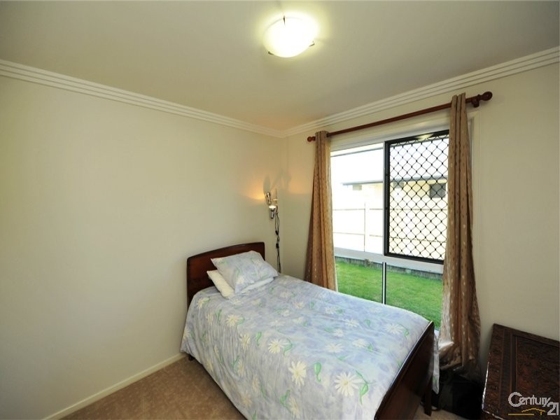 4 Bunkers Hill School Road, Westbrook QLD 4350