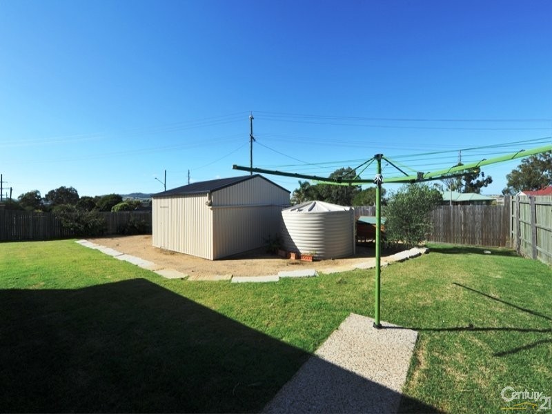 4 Bunkers Hill School Road, Westbrook QLD 4350