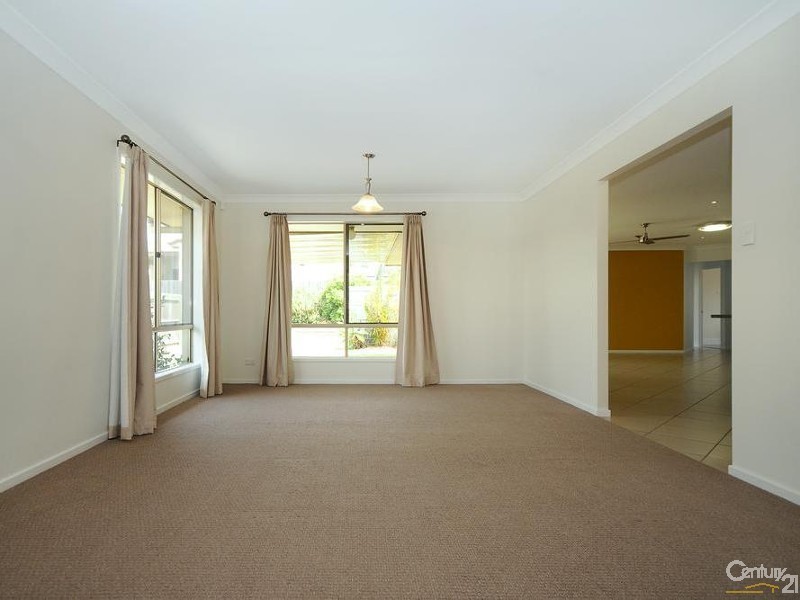 10 Currawong Street, Rangeville QLD 4350