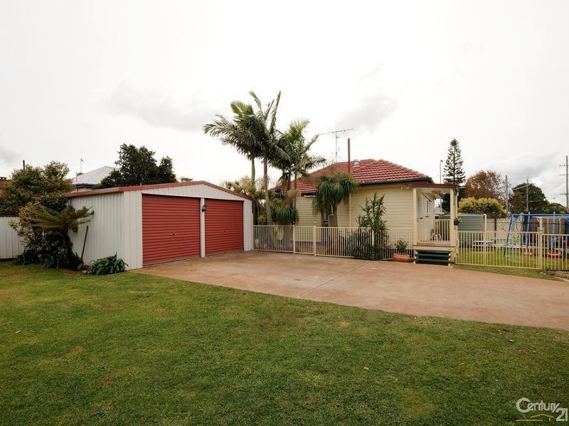132a Hill Street, Newtown QLD 4350