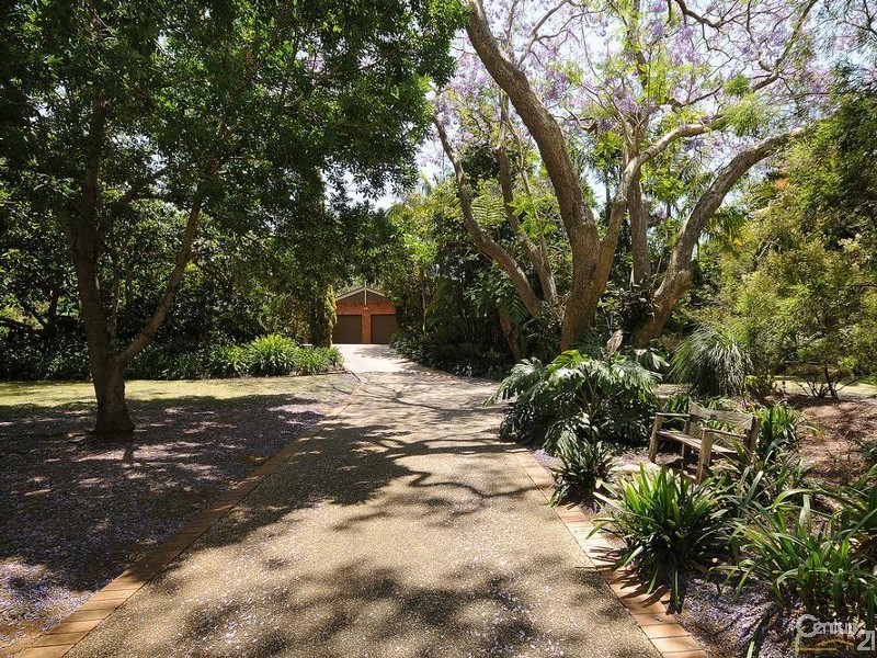229 Rowbotham Street, Middle Ridge QLD 4350