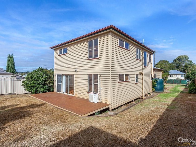 11 Gostwyck Street, Newtown QLD 4350