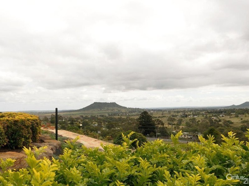 33 Strathdarr Dr, Torrington QLD 4350