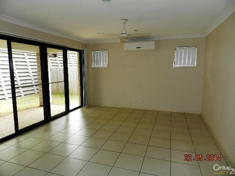 11 Dixon Court, Wilsonton QLD 4350