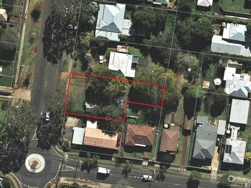 340 Hume Street, Centenary Heights QLD 4350