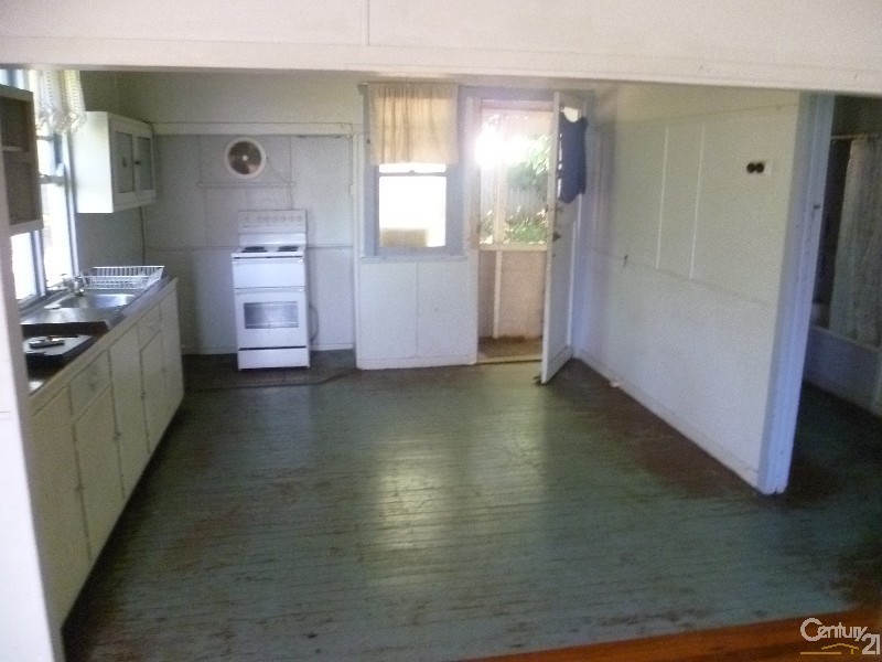 340 Hume Street, Centenary Heights QLD 4350