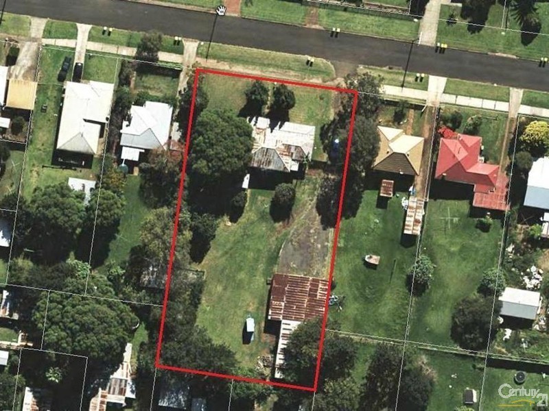 24 Gregory Street, Harlaxton QLD 4350