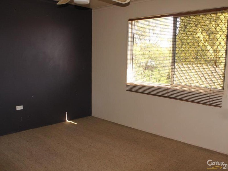 176 Tor Street, Rockville QLD 4350