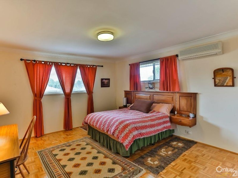 18 Taylor Street, Toowoomba QLD 4350