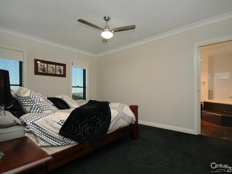 4 Ibis Crescent, Highfields QLD 4352