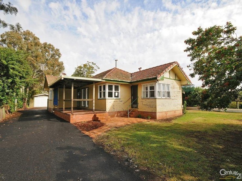 16 High Street, Wyreema QLD 4352