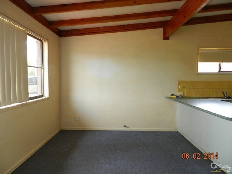 1/5 Amanda Drive, Centenary Heights QLD 4350