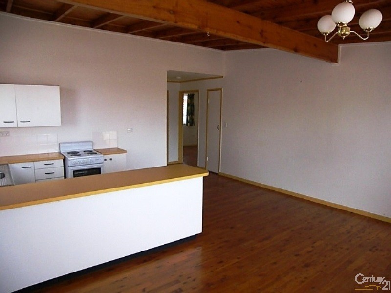 2/22 Claret Street, Wilsonton QLD 4350