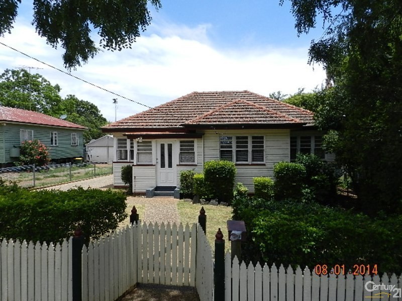 20 Collins Street, Mount Lofty QLD 4350