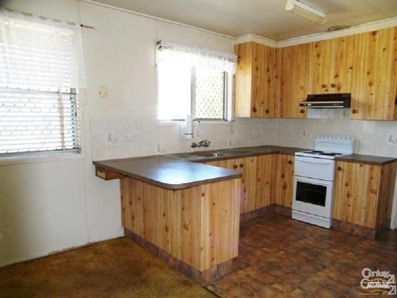 14 Camden Street, Harristown QLD 4350