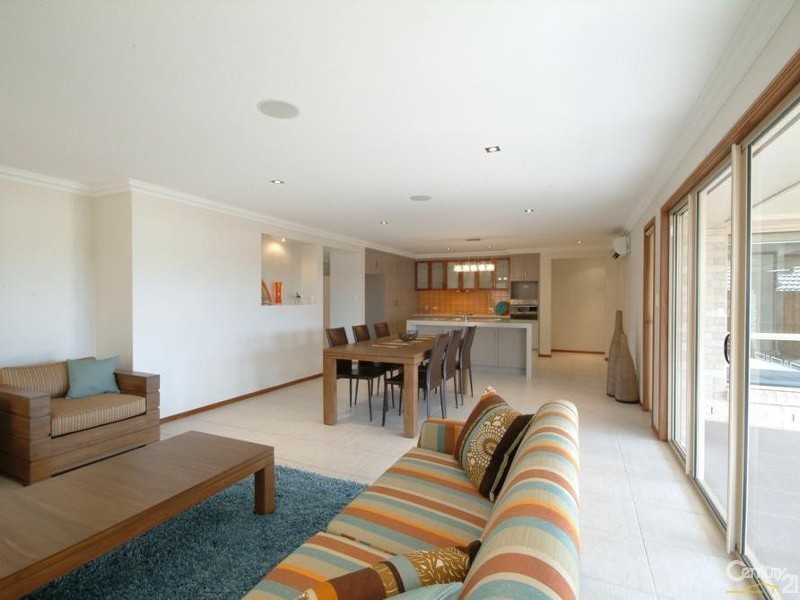 375 Mackenzie Street, Middle Ridge QLD 4350