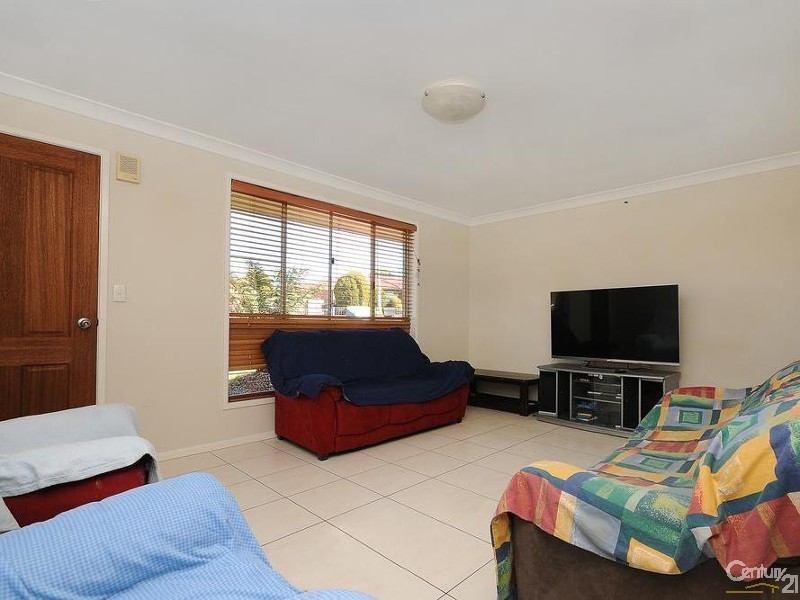 7 Diane Court, Centenary Heights QLD 4350