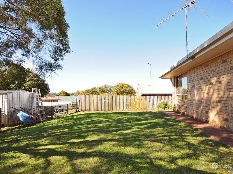 7 Diane Court, Centenary Heights QLD 4350