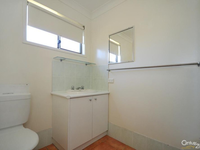 5 Amanda Drive, Centenary Heights QLD 4350