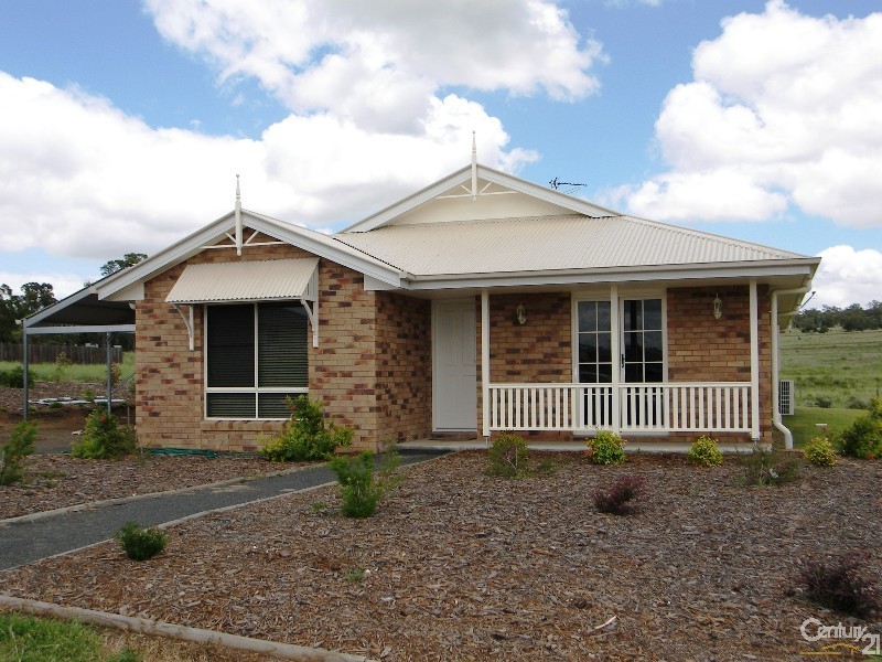 6 Curlew Street, Meringandan QLD 4352