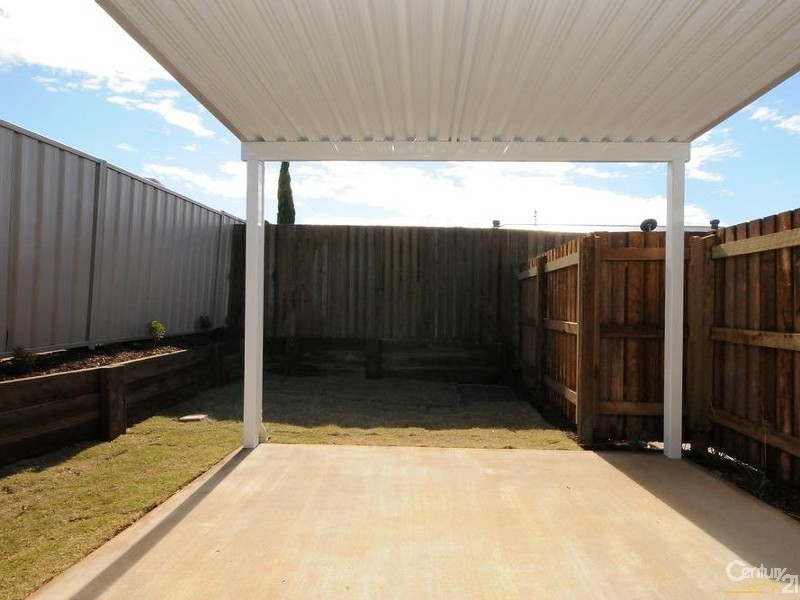 2/23 Furness Ct, Kearneys Spring QLD 4350