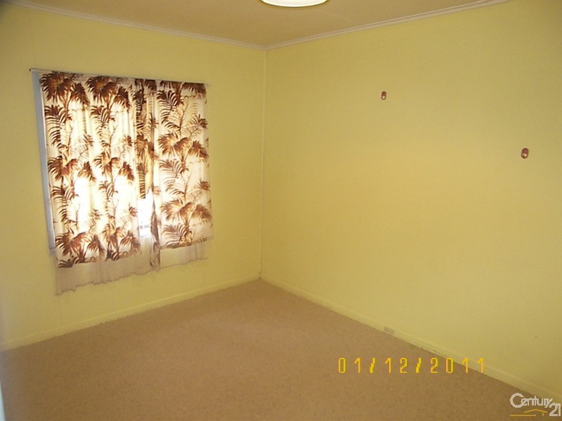 2/214 Long Street, South Toowoomba QLD 4350