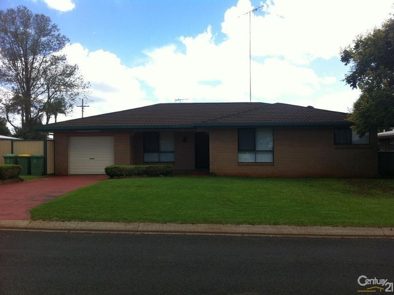 1 Crosby Street, Darling Heights QLD 4350