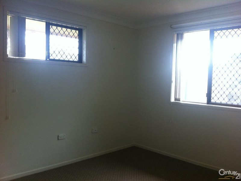 1 Crosby Street, Darling Heights QLD 4350