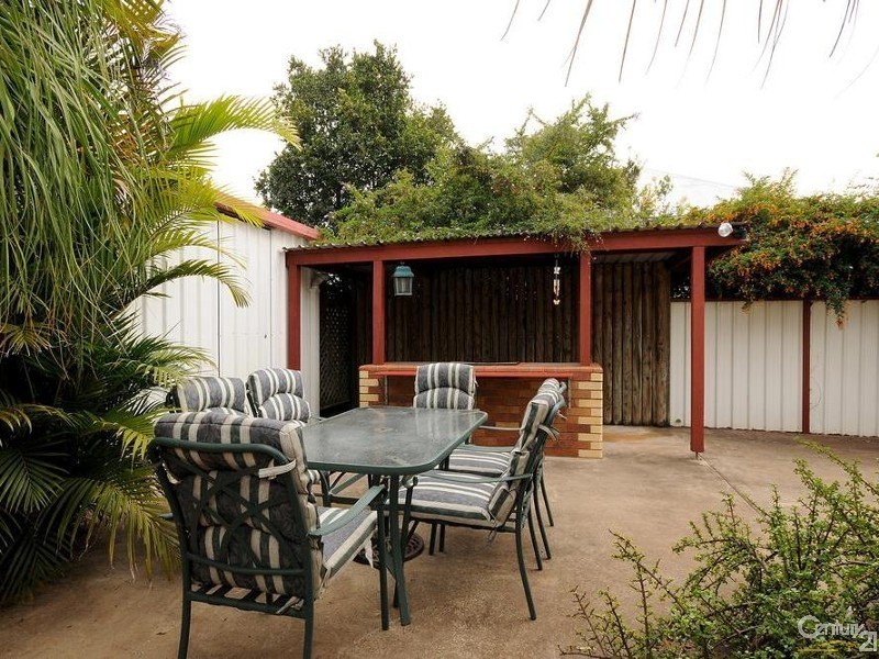 132a Hill Street, Newtown QLD 4350