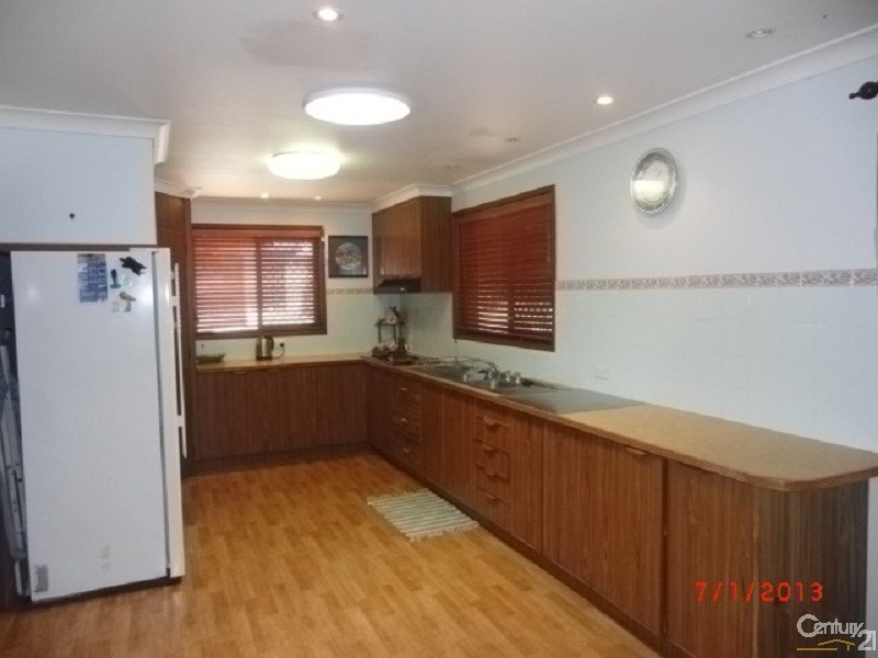 8 Jacaranda Court, Rangeville QLD 4350