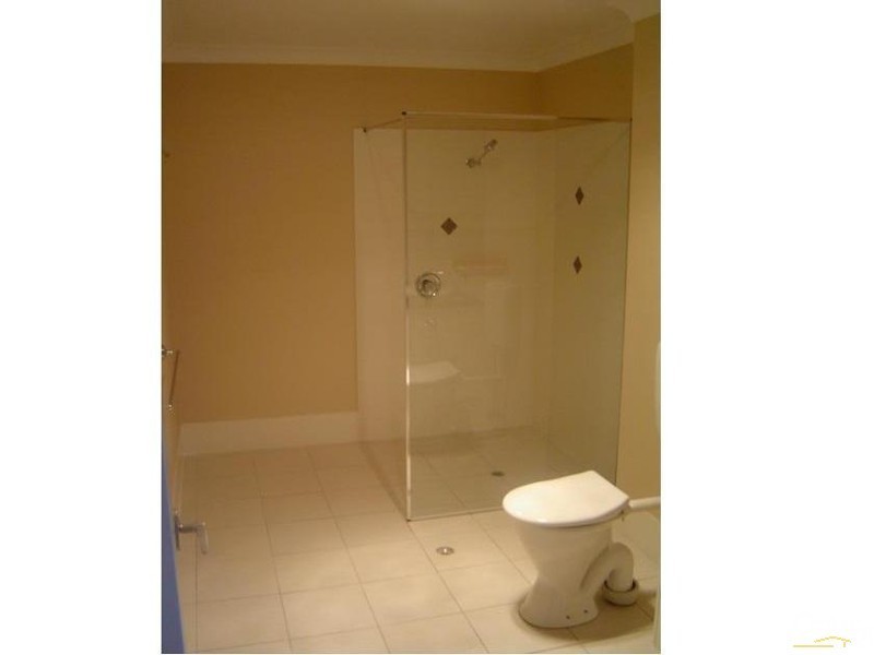 2/2 Balanga Court, South Toowoomba QLD 4350