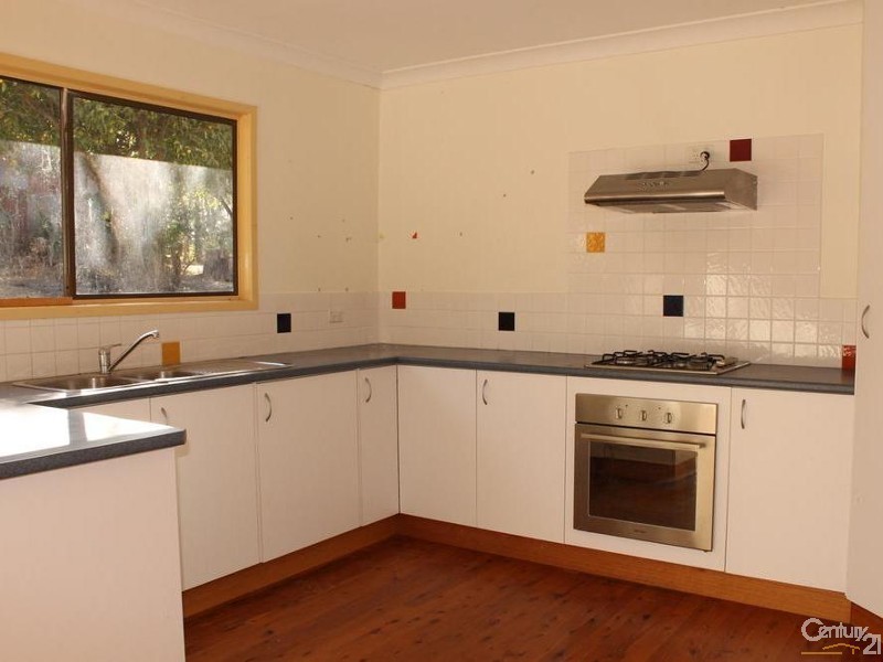 28 Larnook Street, Upper Lockyer QLD 4352