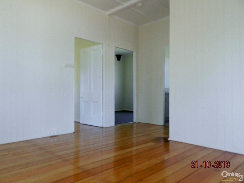 90 Anzac Avenue, Newtown QLD 4350