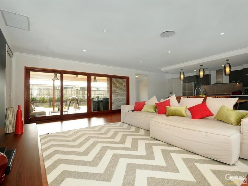 15 Sandalwood Drive, Glenvale QLD 4350